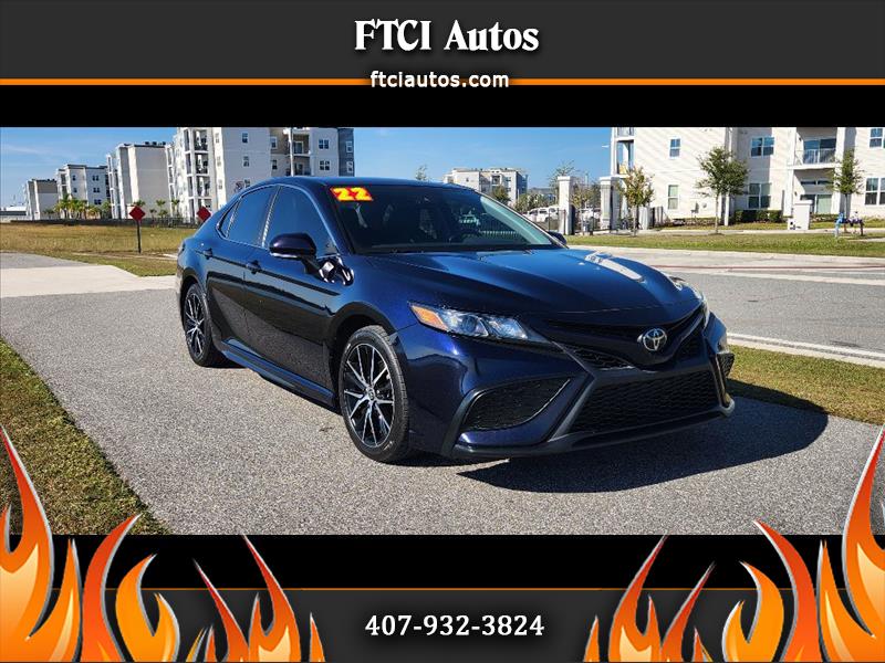 2022 Toyota Camry SE
