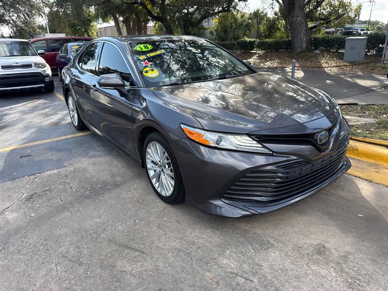 2018 Toyota Camry Hybrid XLE