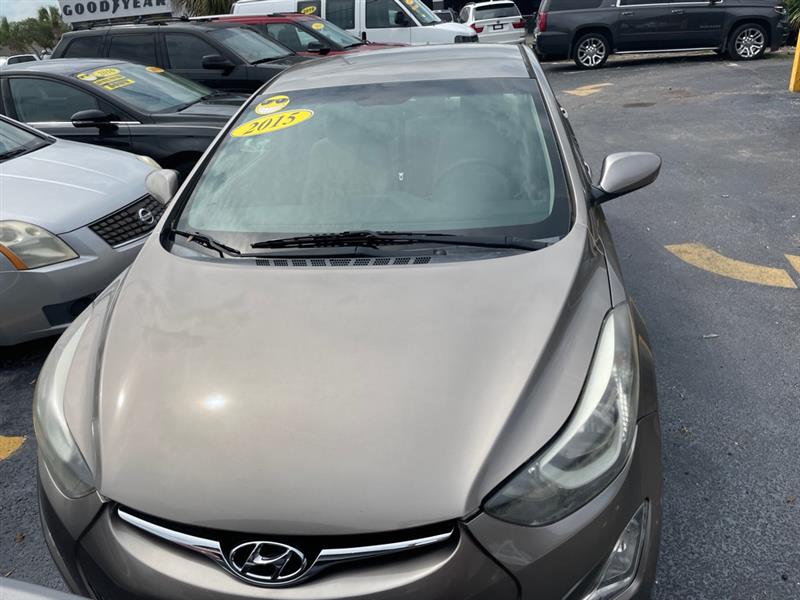 2015 Hyundai Elantra SE 6AT
