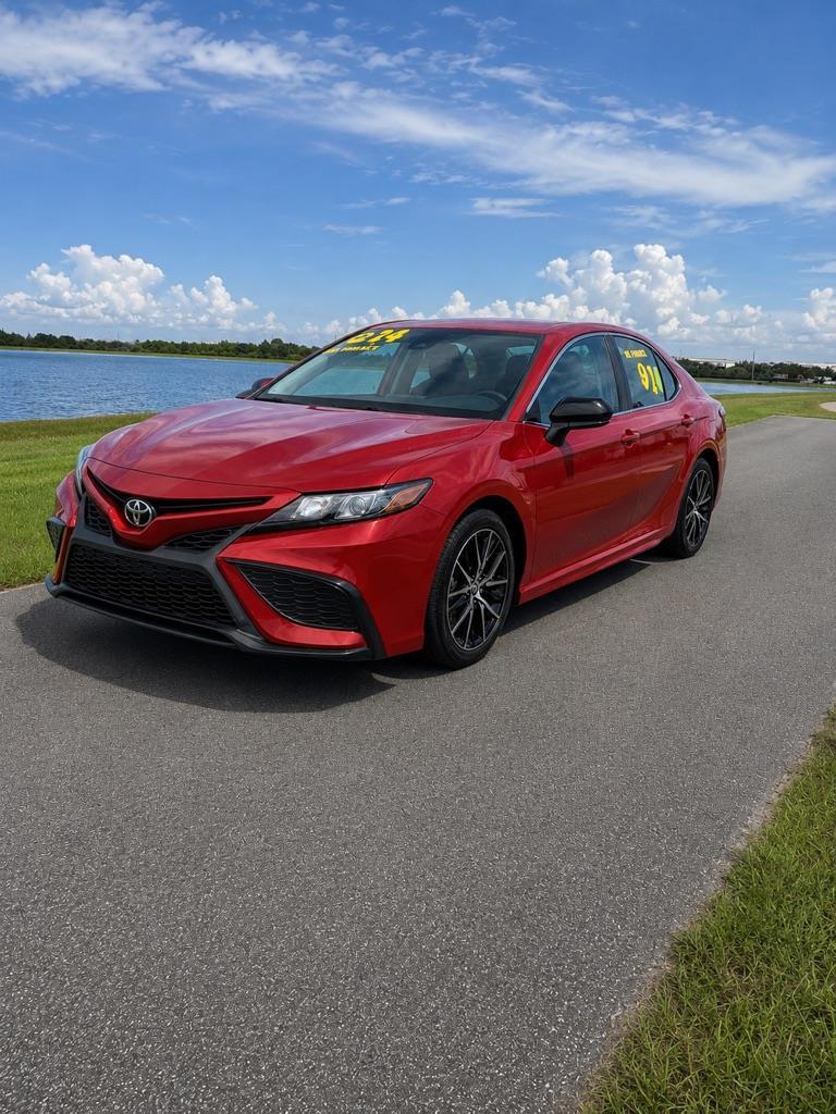 2024 Toyota Camry SE