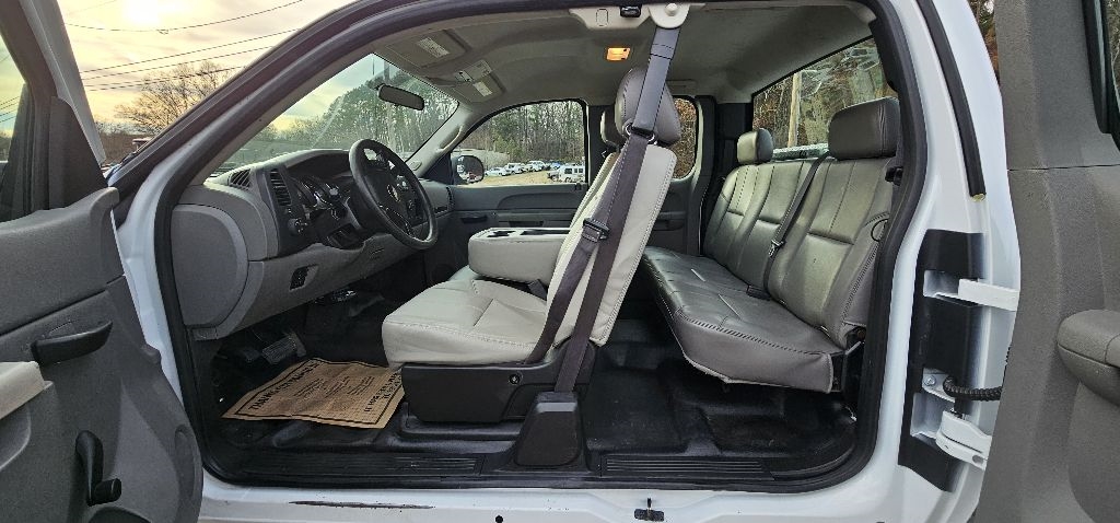 Chevrolet Silverado 2500HD Work Truck Ext. Cab 2WD 2013