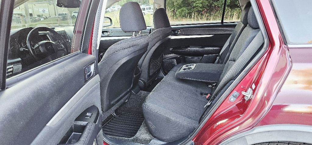 Subaru Outback 2.5i Premium 2012