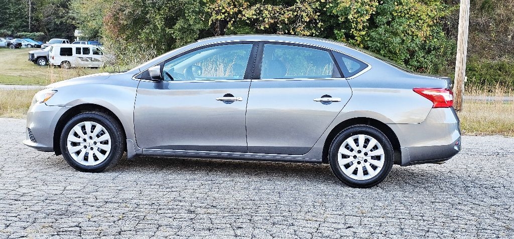 Nissan Sentra SL 2016