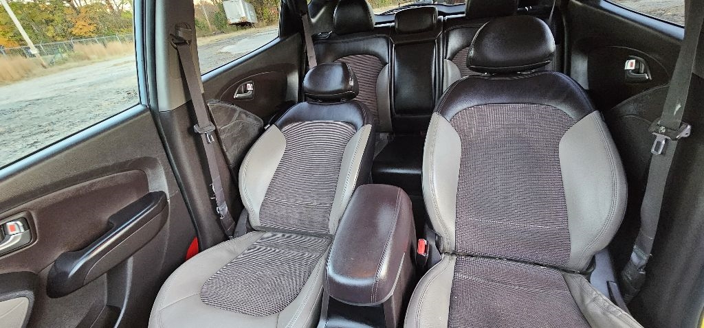 Hyundai Tucson GL Auto FWD 2012