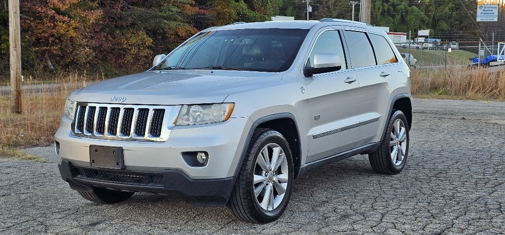 Jeep Grand Cherokee Laredo 4WD 2011