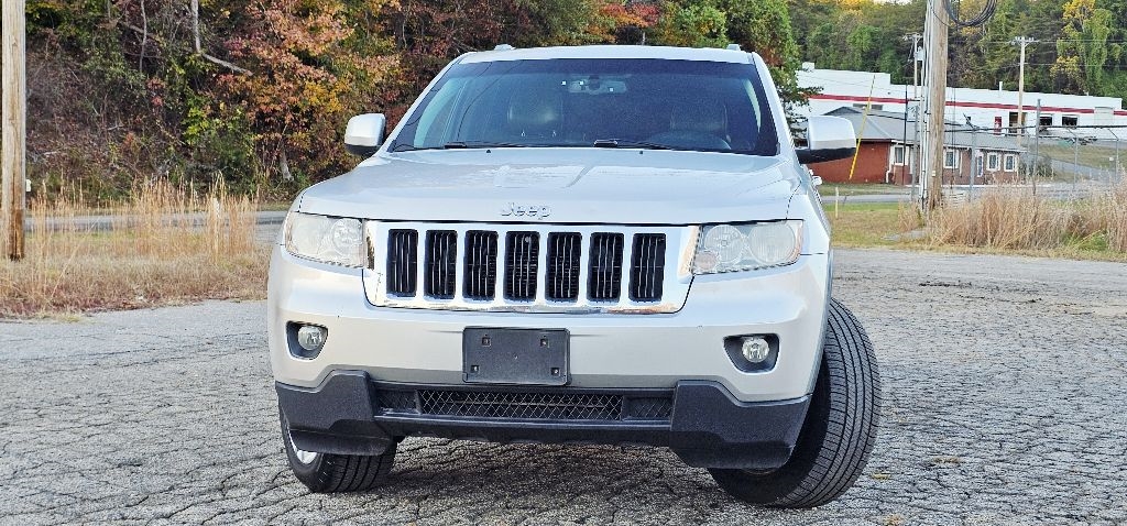 Jeep Grand Cherokee Laredo 4WD 2011
