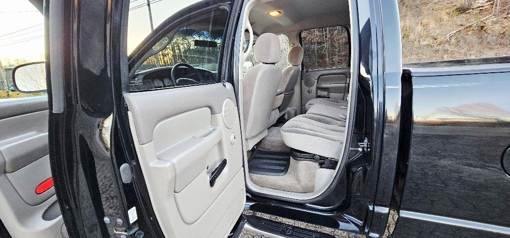 Dodge Ram 1500 ST Quad Cab Long Bed 4WD 2002