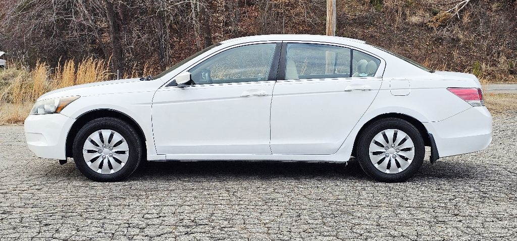 Honda Accord LX sedan AT 2008