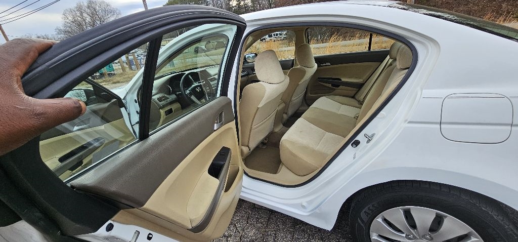 Honda Accord LX sedan AT 2008