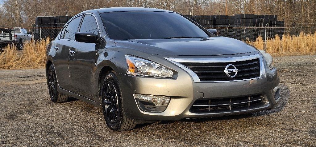 Nissan Altima 2.5 S 2015