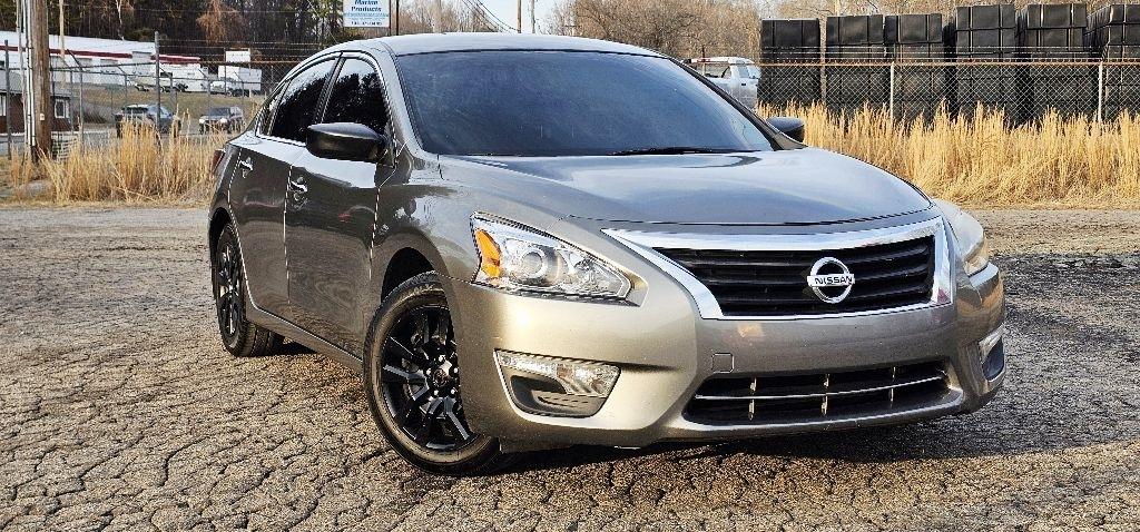 Nissan Altima 2.5 S 2015