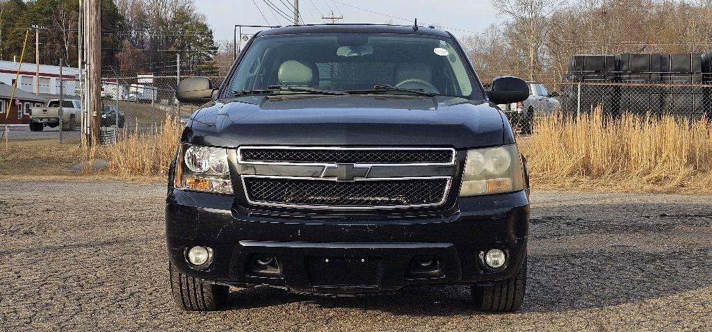 Chevrolet Tahoe LT 4WD 2011