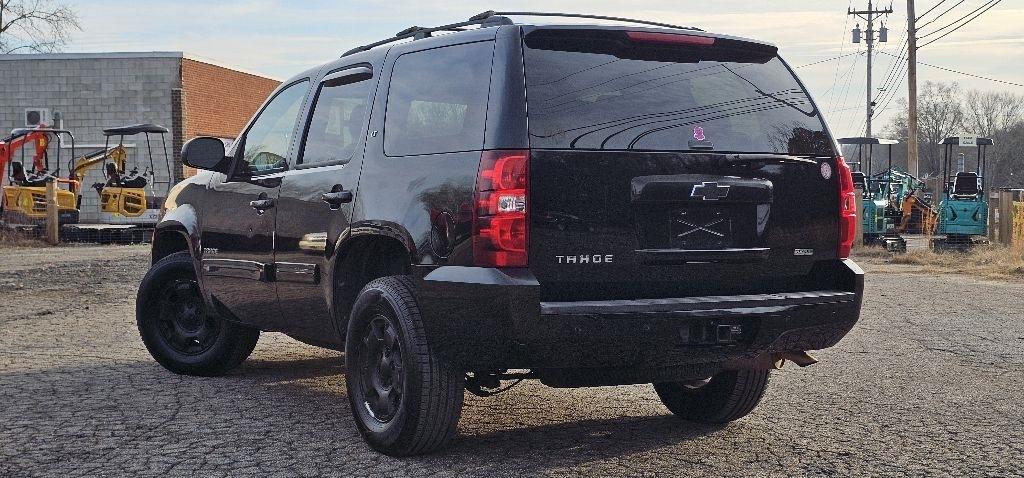 Chevrolet Tahoe LT 4WD 2011