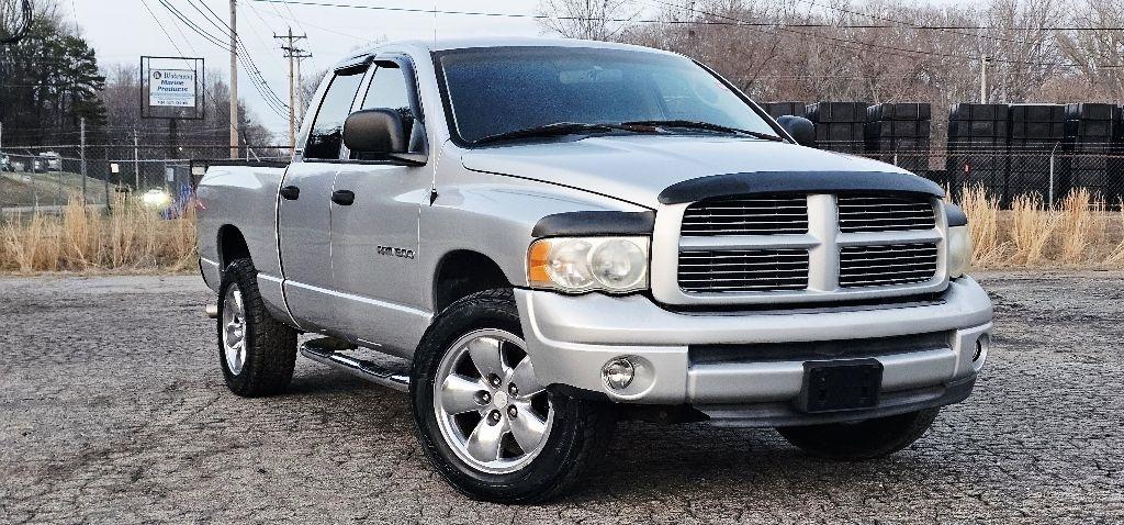 Dodge Ram 1500 SLT Quad Cab Long Bed 4WD 2002