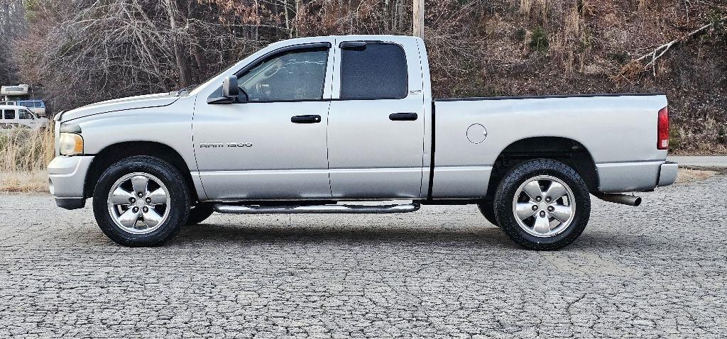Dodge Ram 1500 SLT Quad Cab Long Bed 4WD 2002