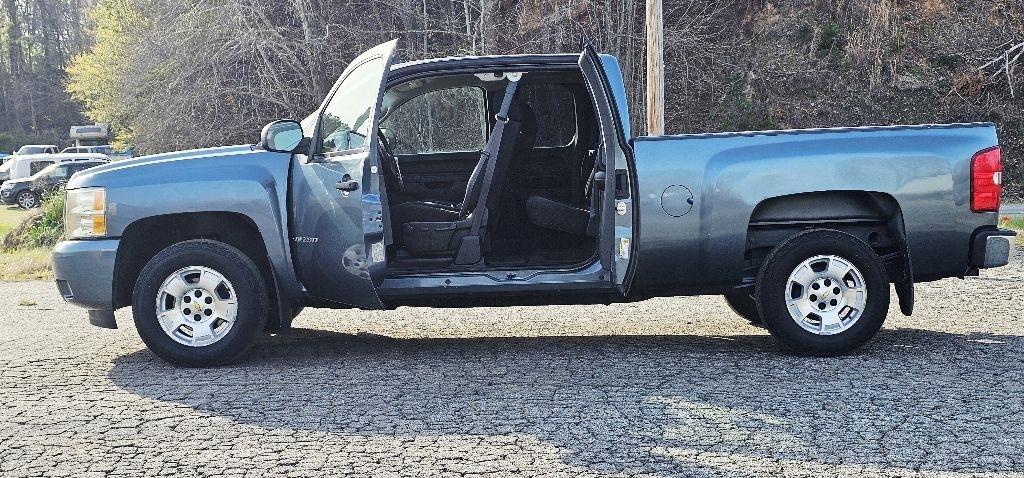 Chevrolet Silverado 1500 LT Ext. Cab 4WD 2011