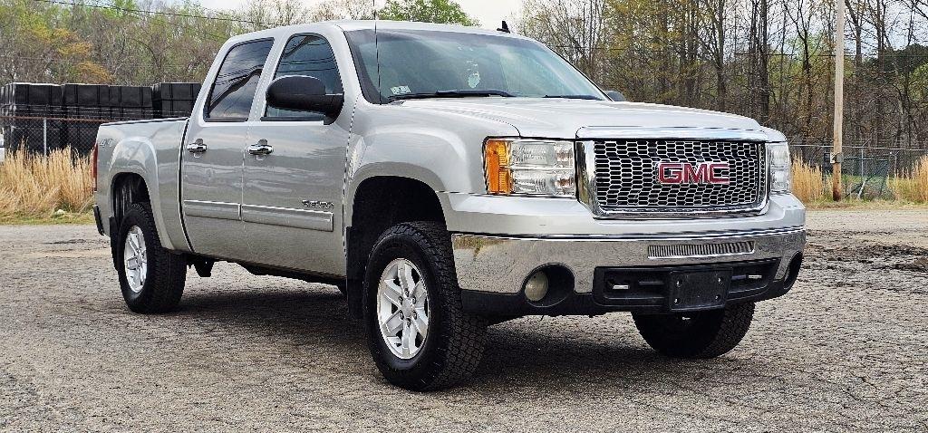 GMC Sierra 1500 SLE Crew Cab 4WD 2011