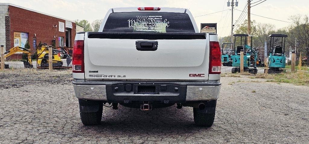 GMC Sierra 1500 SLE Crew Cab 4WD 2011