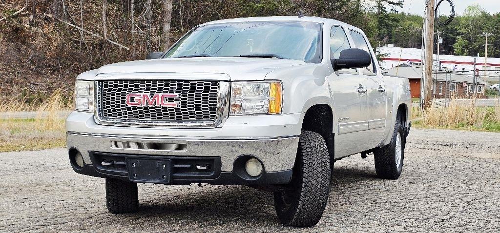 GMC Sierra 1500 SLE Crew Cab 4WD 2011