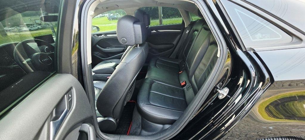 Audi A3 1.8T Premium FWD S tronic 2015