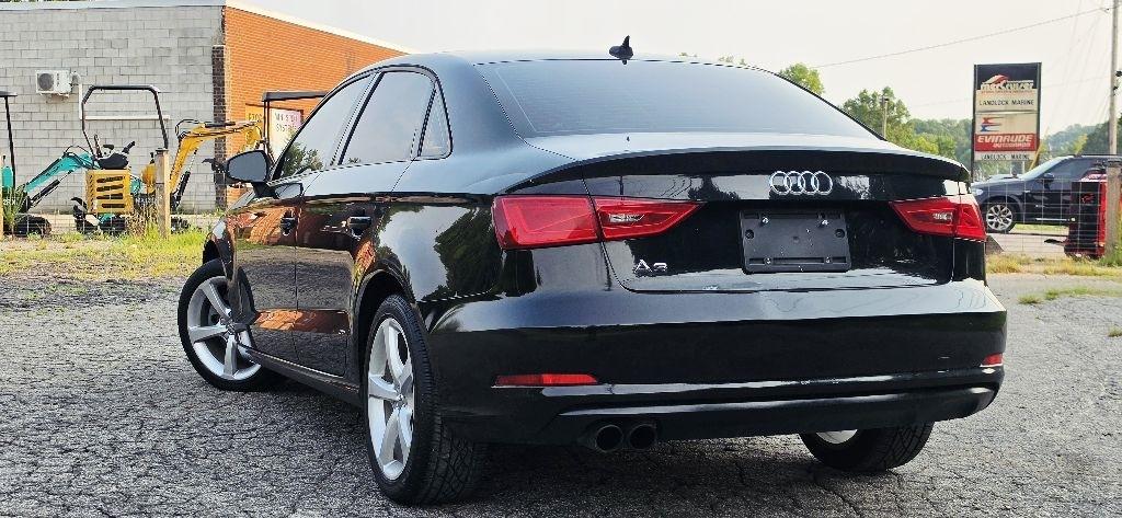 Audi A3 1.8T Premium FWD S tronic 2015