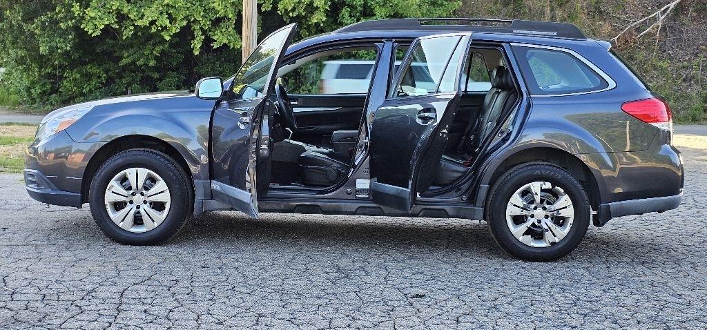 Subaru Outback 2.5i 2012