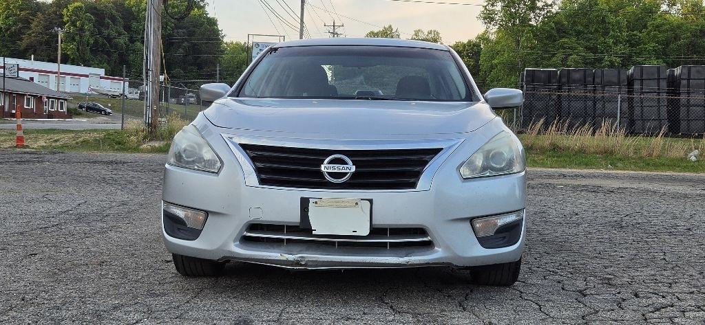 Nissan Altima 2.5 S 2015