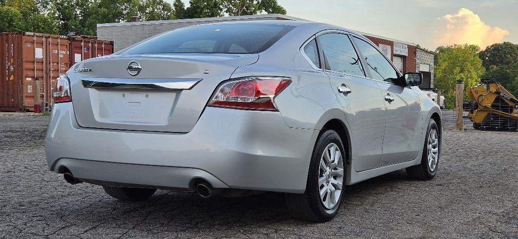 Nissan Altima 2.5 S 2015