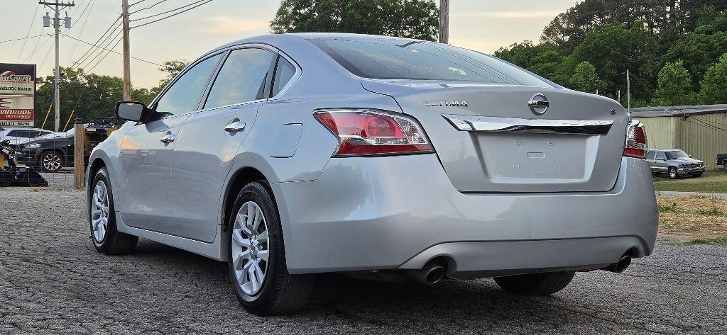 Nissan Altima 2.5 S 2015
