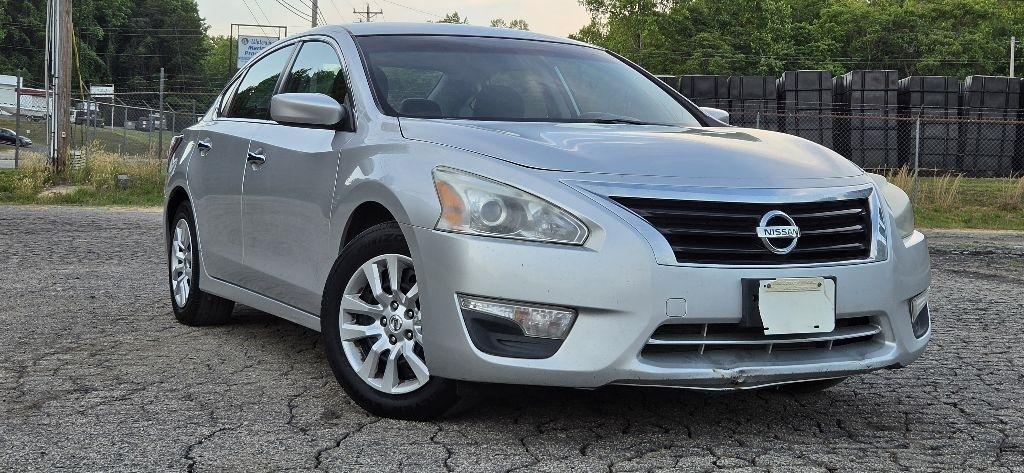 Nissan Altima 2.5 S 2015