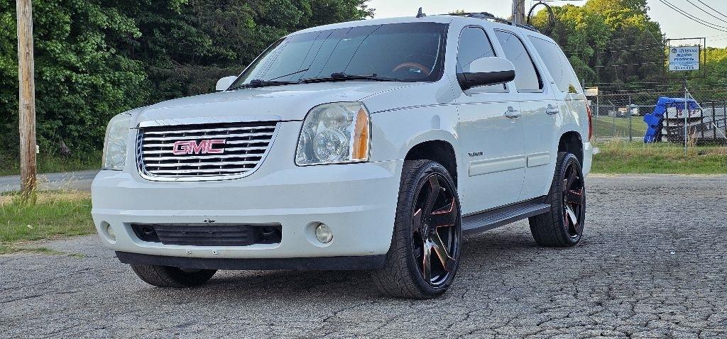 2014 GMC Yukon 4WD SLT's photo