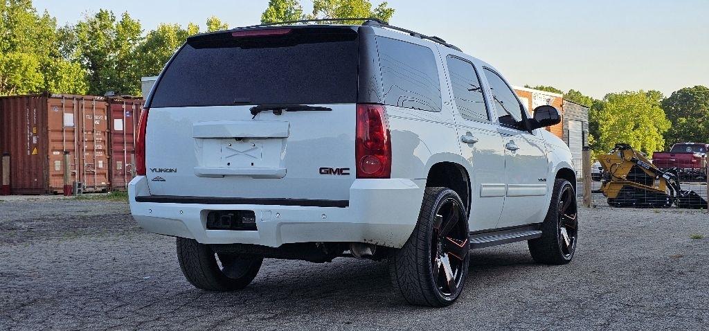GMC Yukon SLT 4WD 2014