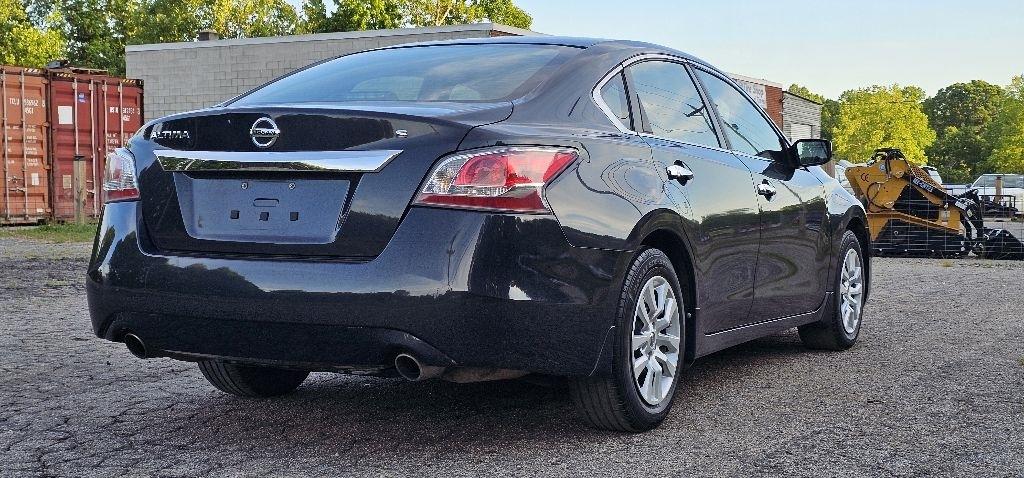 Nissan Altima 2.5 S 2015