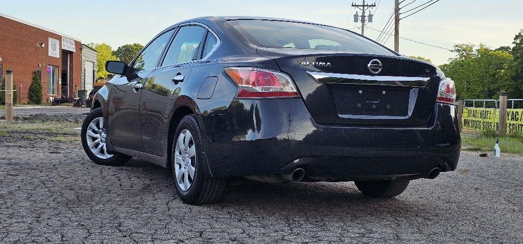 Nissan Altima 2.5 S 2015