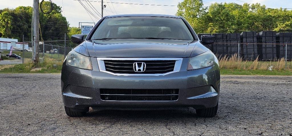Honda Accord LX sedan AT 2010
