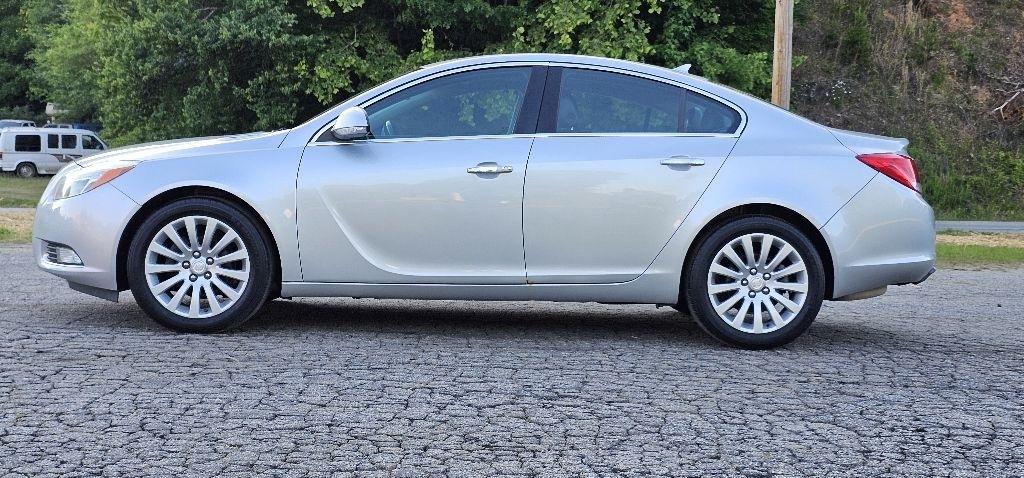 Buick Regal Premium 1 2012