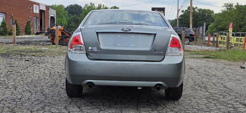 Ford Fusion V6 SE 2006