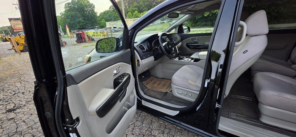 Kia Sedona LX 2016