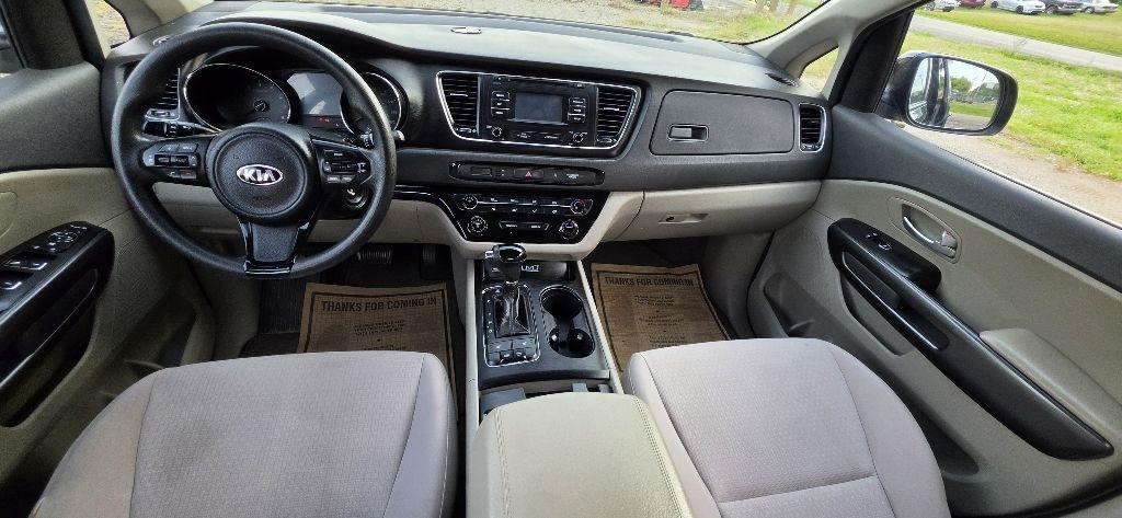 Kia Sedona LX 2016