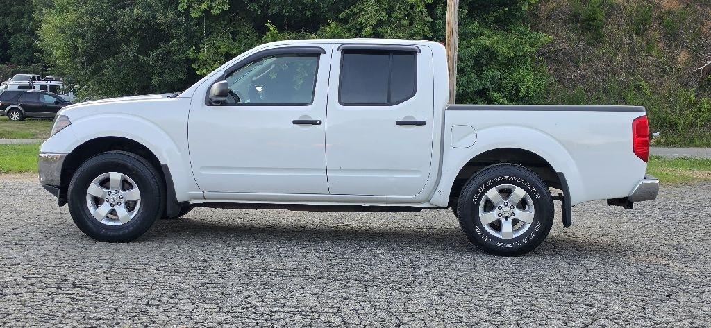 Nissan Frontier SE Crew Cab 4WD 2010
