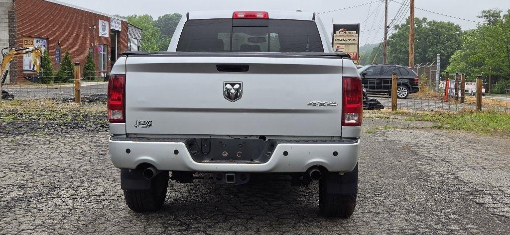 RAM 1500 Sport Quad Cab 4WD 2012
