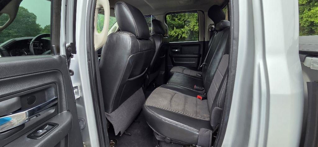 RAM 1500 Sport Quad Cab 4WD 2012
