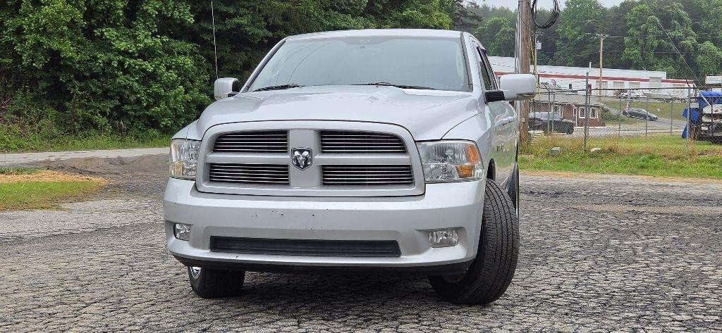 RAM 1500 Sport Quad Cab 4WD 2012