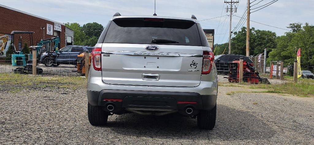 Ford Explorer Base FWD 2014
