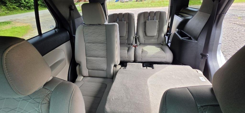 Ford Explorer Base FWD 2014