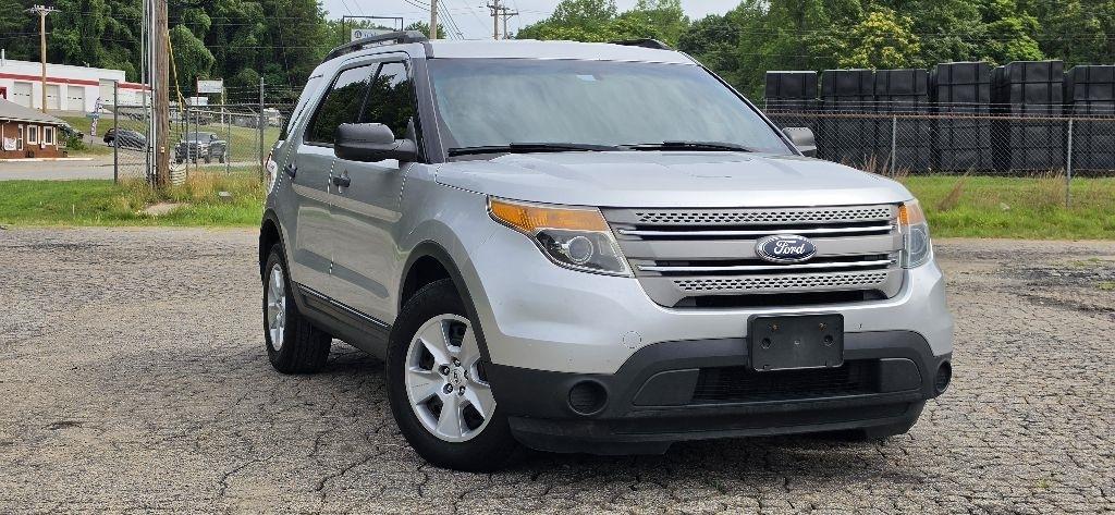 Ford Explorer Base FWD 2014