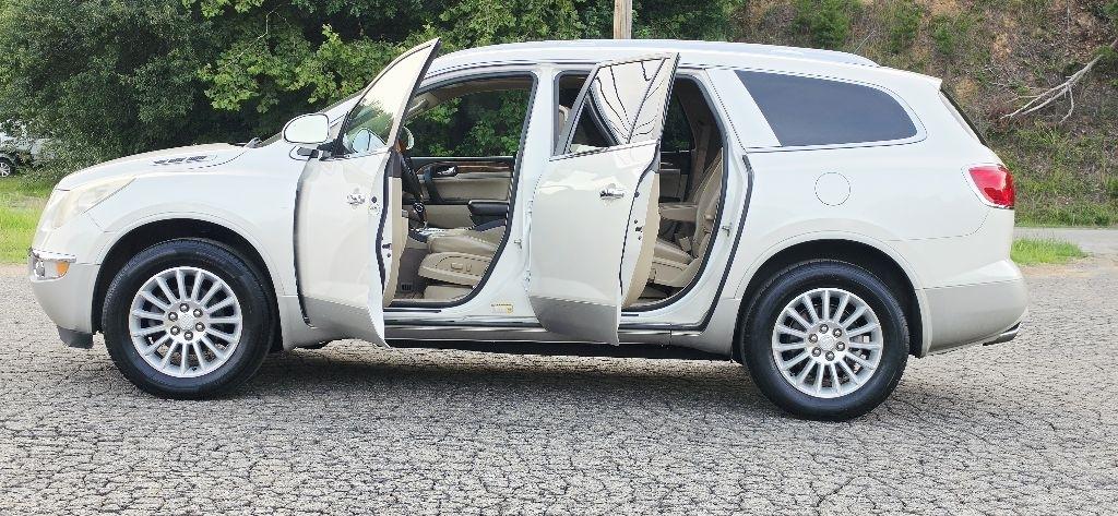 Buick Enclave Leather FWD 2012