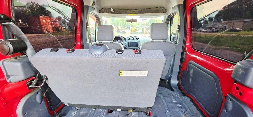 Ford Transit Connect XL Wagon 2010