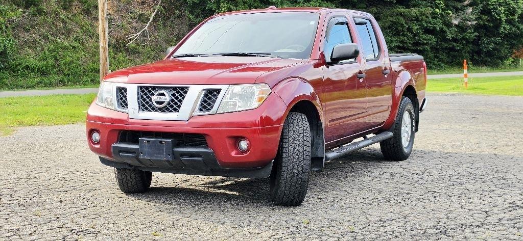 Nissan Frontier S Crew Cab 6MT 4WD 2015