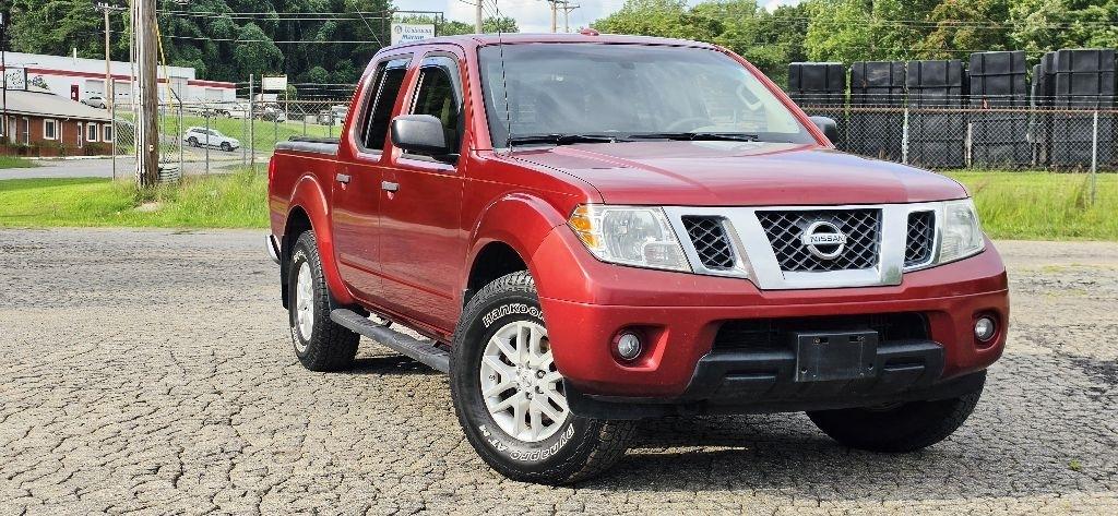 Nissan Frontier S Crew Cab 6MT 4WD 2015